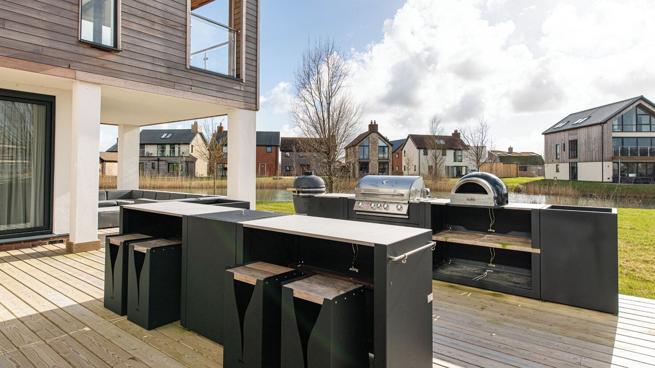 Photo of Outdoor in Holworth