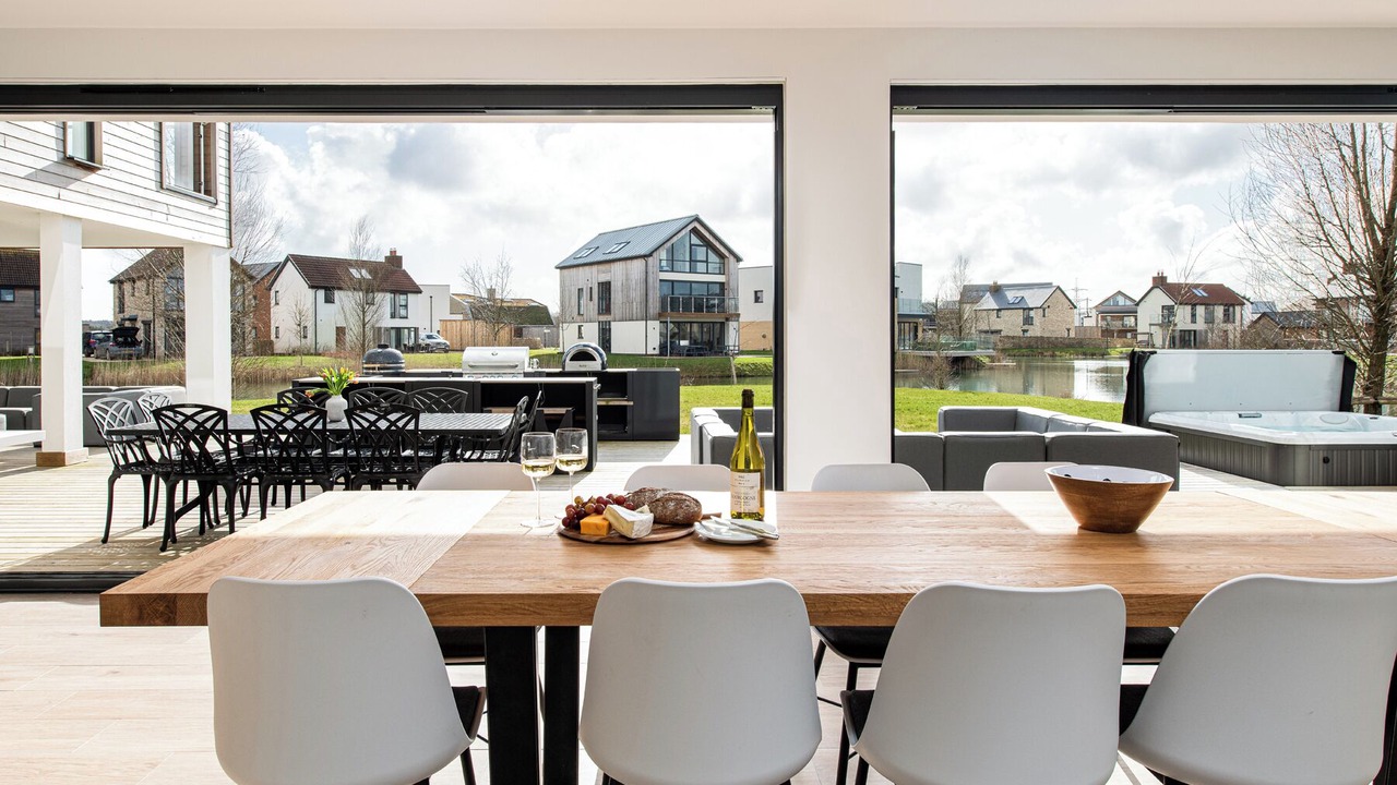 Photo of Outdoor in Holworth