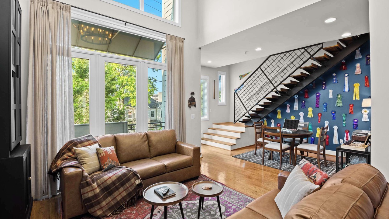 Photo of Livingroom in East Market District