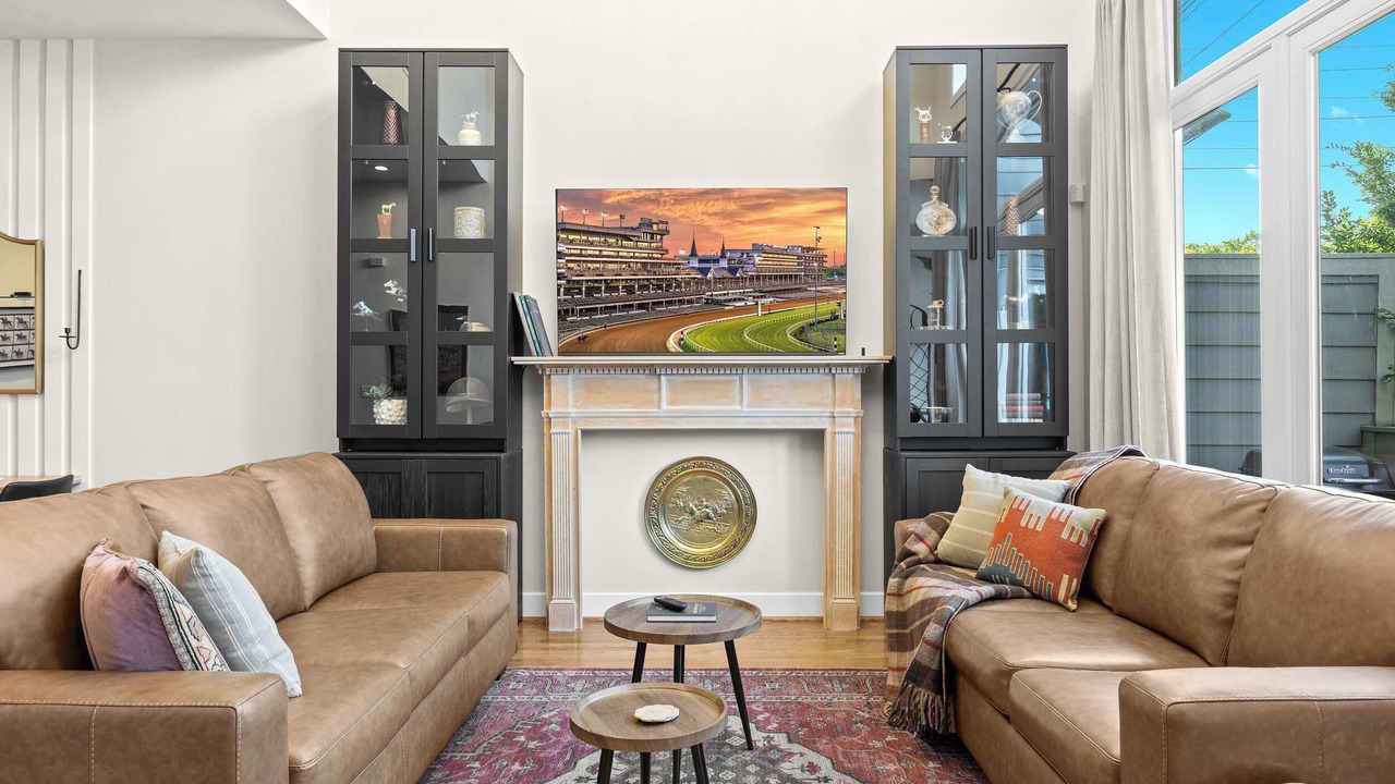 Photo of Livingroom in East Market District