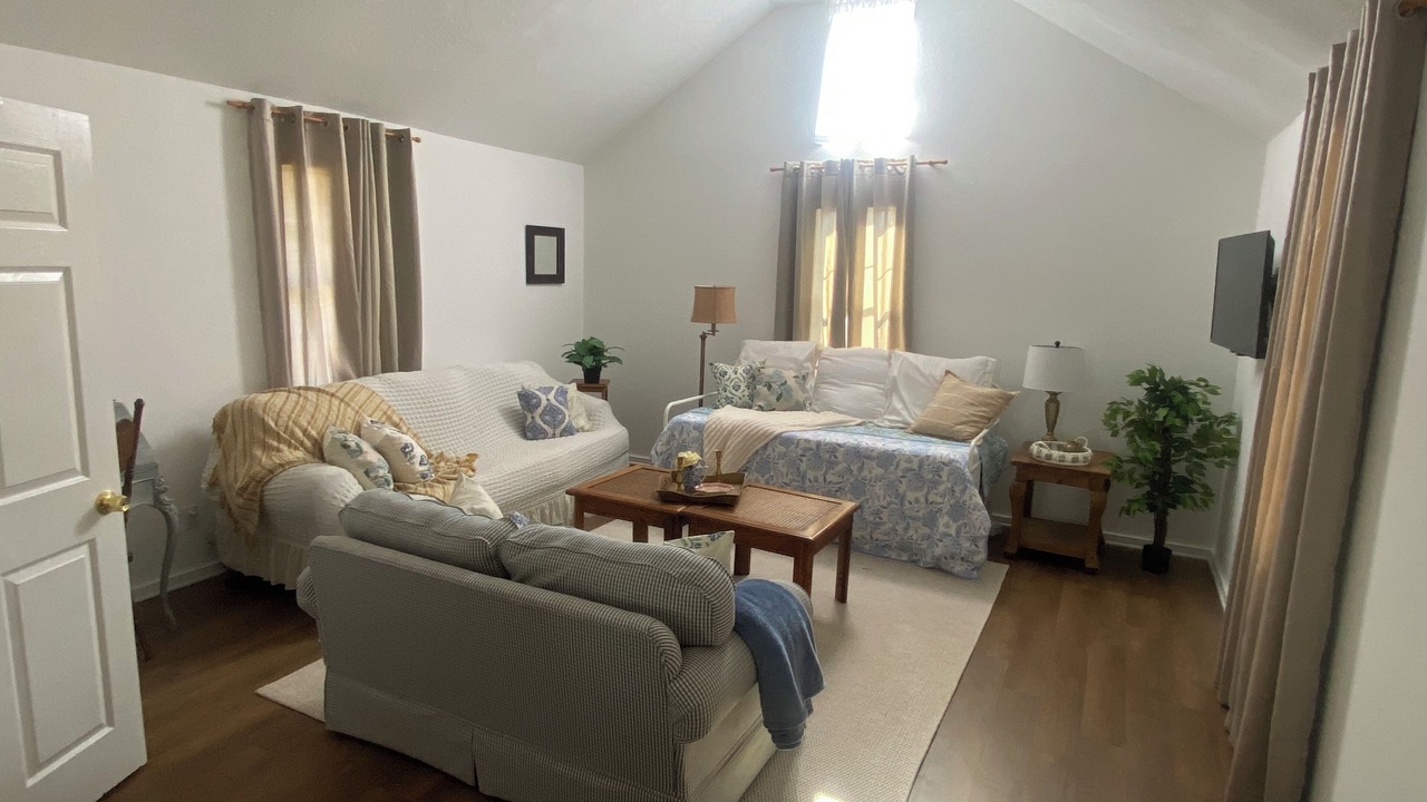 Photo of Livingroom in Bellville