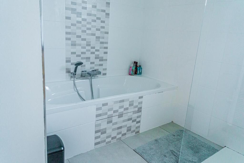 Photo of Bathroom in Escalquens