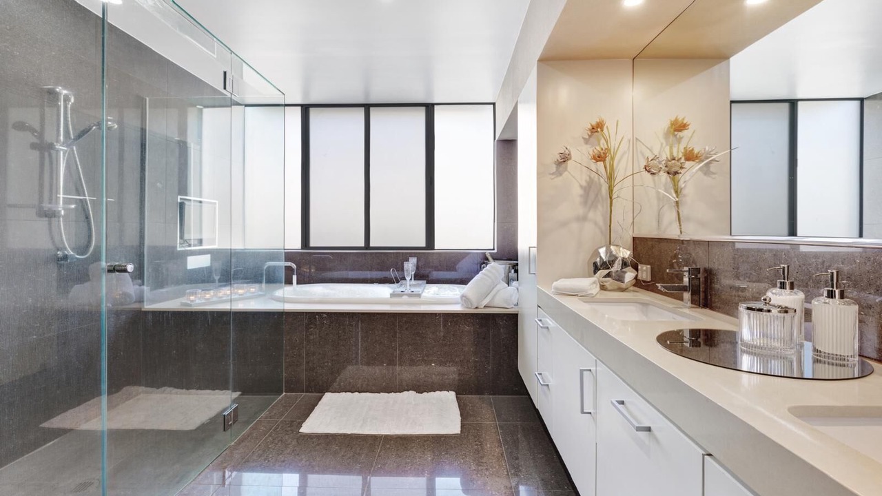 Photo of Bathroom in North Ward