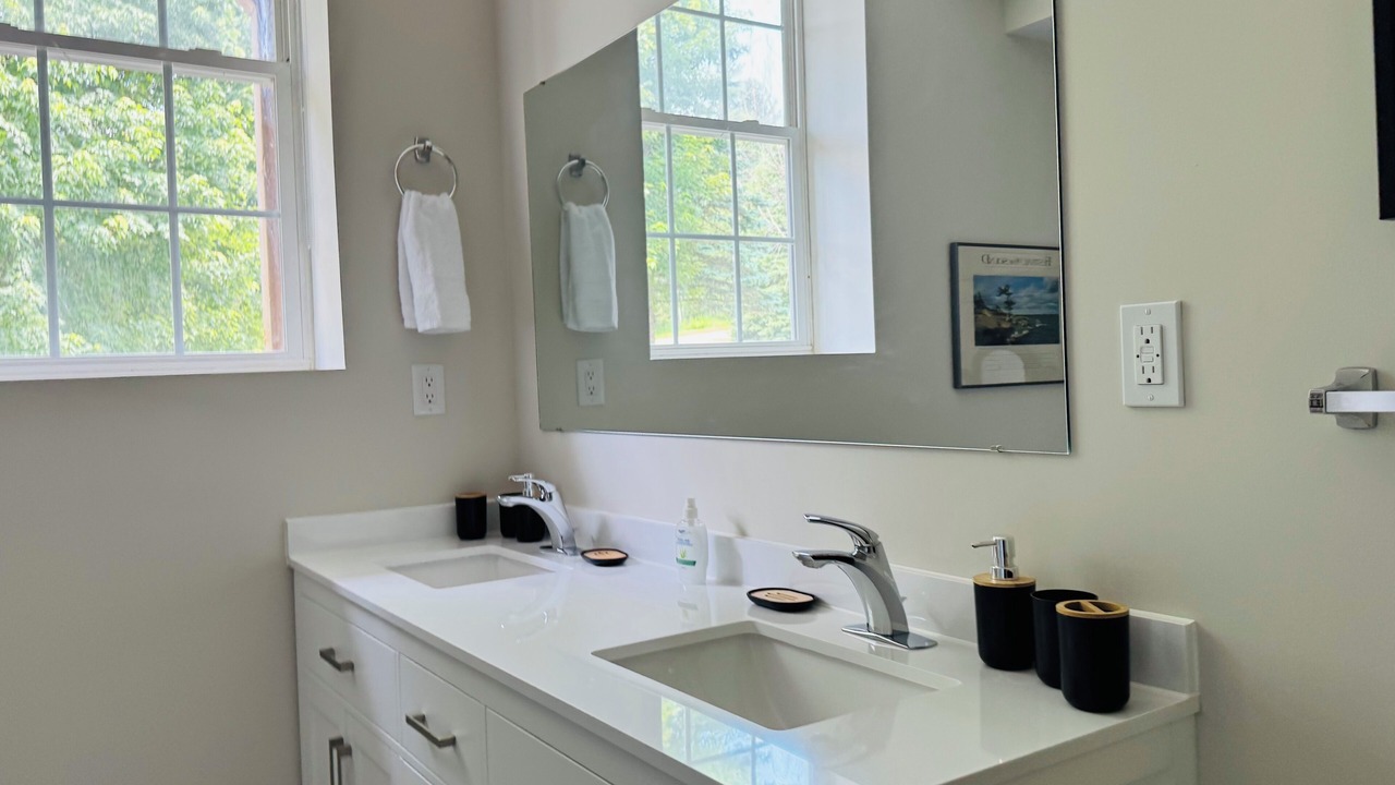 Photo of Bathroom in Burk's Falls