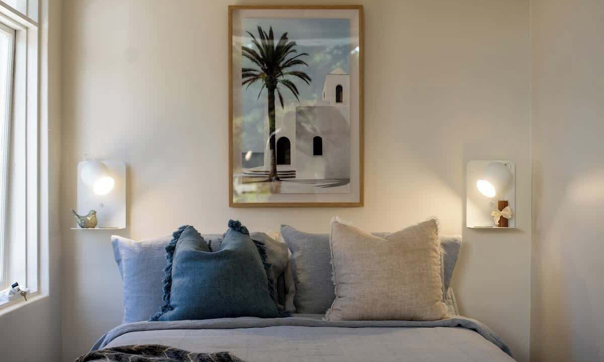 Photo of Bedroom in Glenelg North