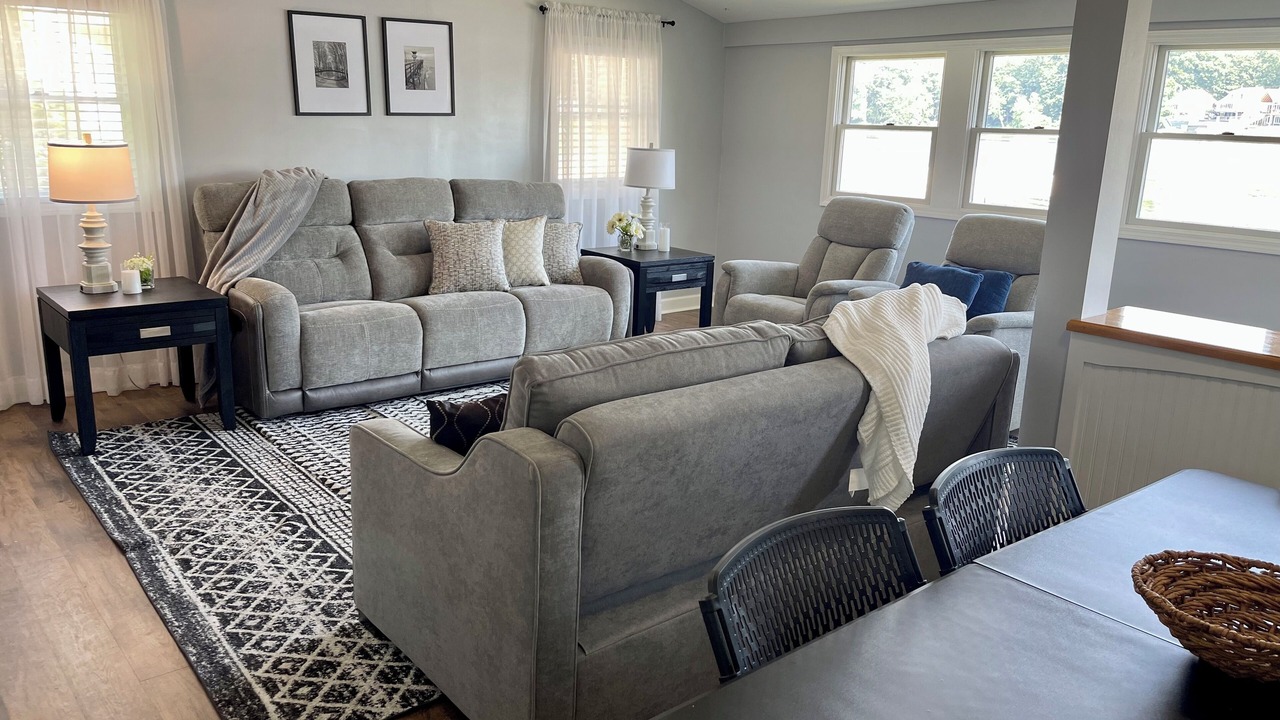 Photo of Livingroom in Bradley