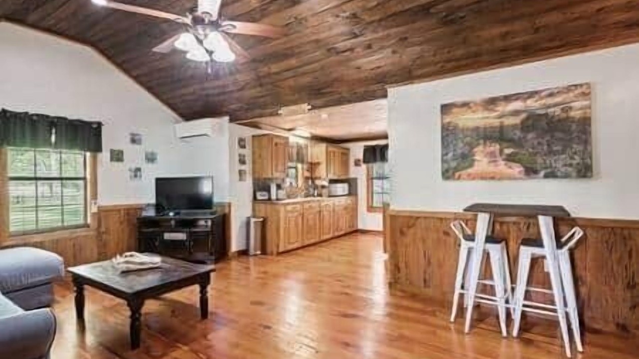 Photo of Livingroom in Carencro