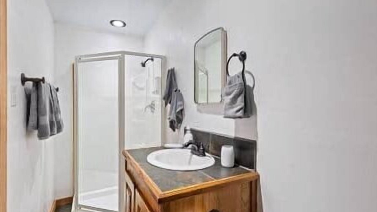 Photo of Bathroom in Carencro