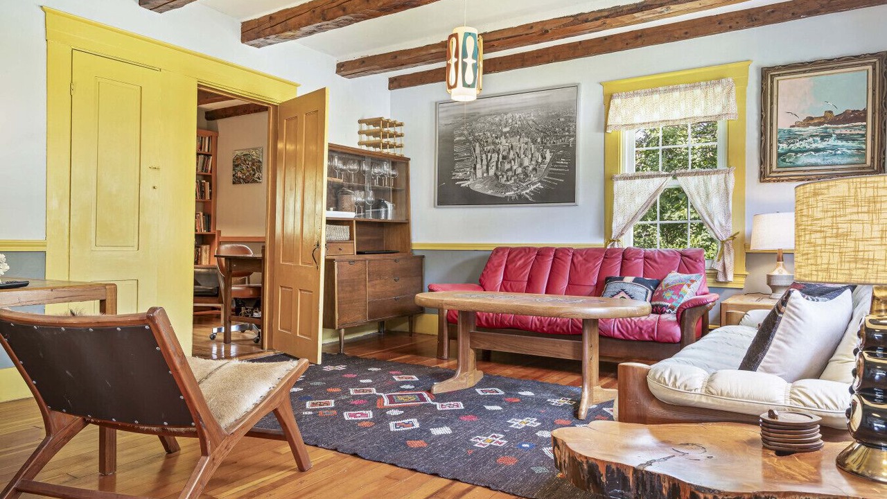 Photo of Livingroom in Scarborough