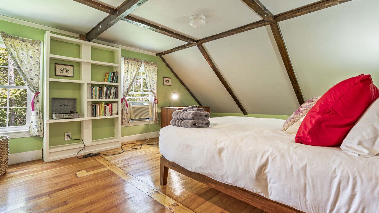 Photo of Bedroom in Scarborough