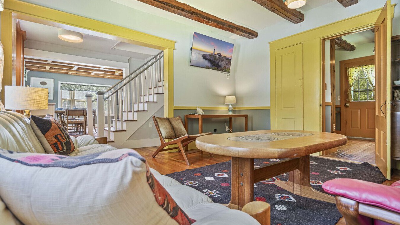 Photo of Livingroom in Scarborough