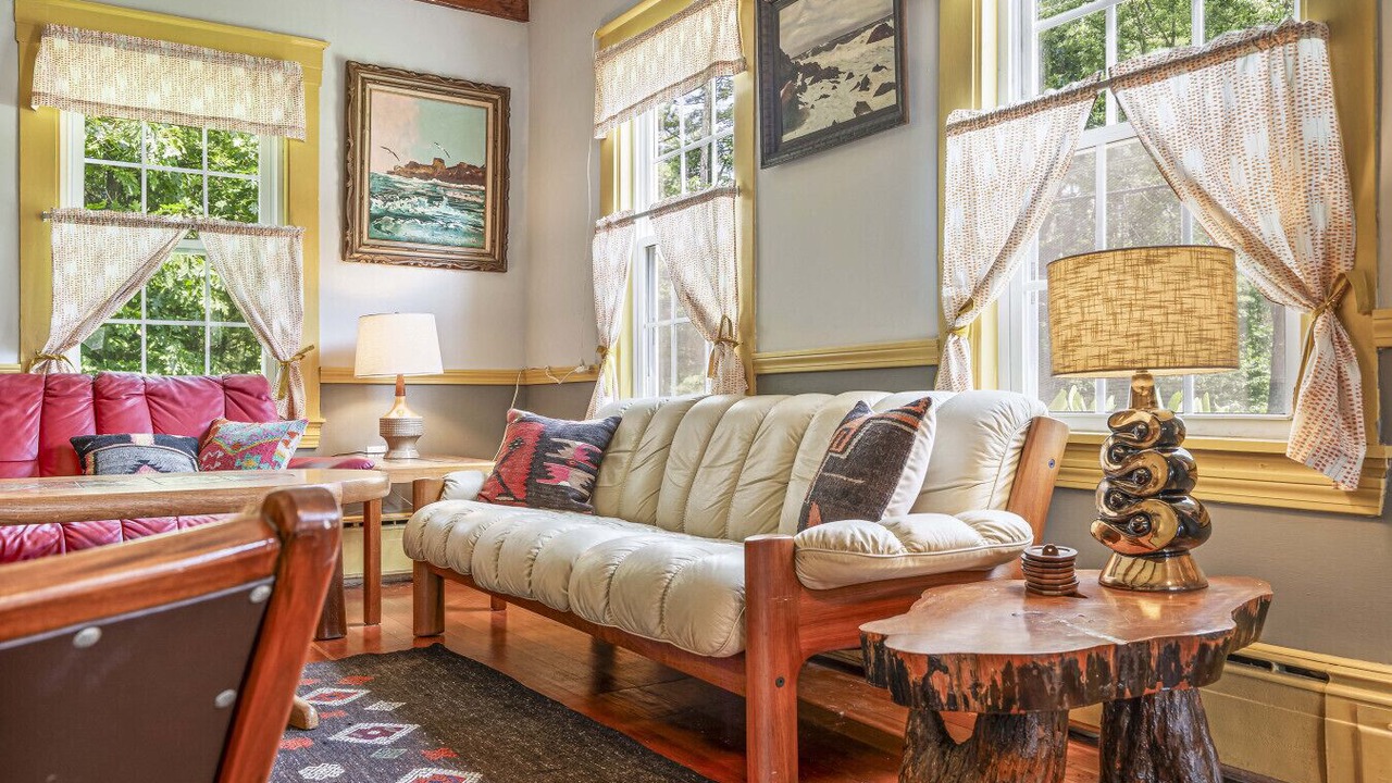 Photo of Livingroom in Scarborough