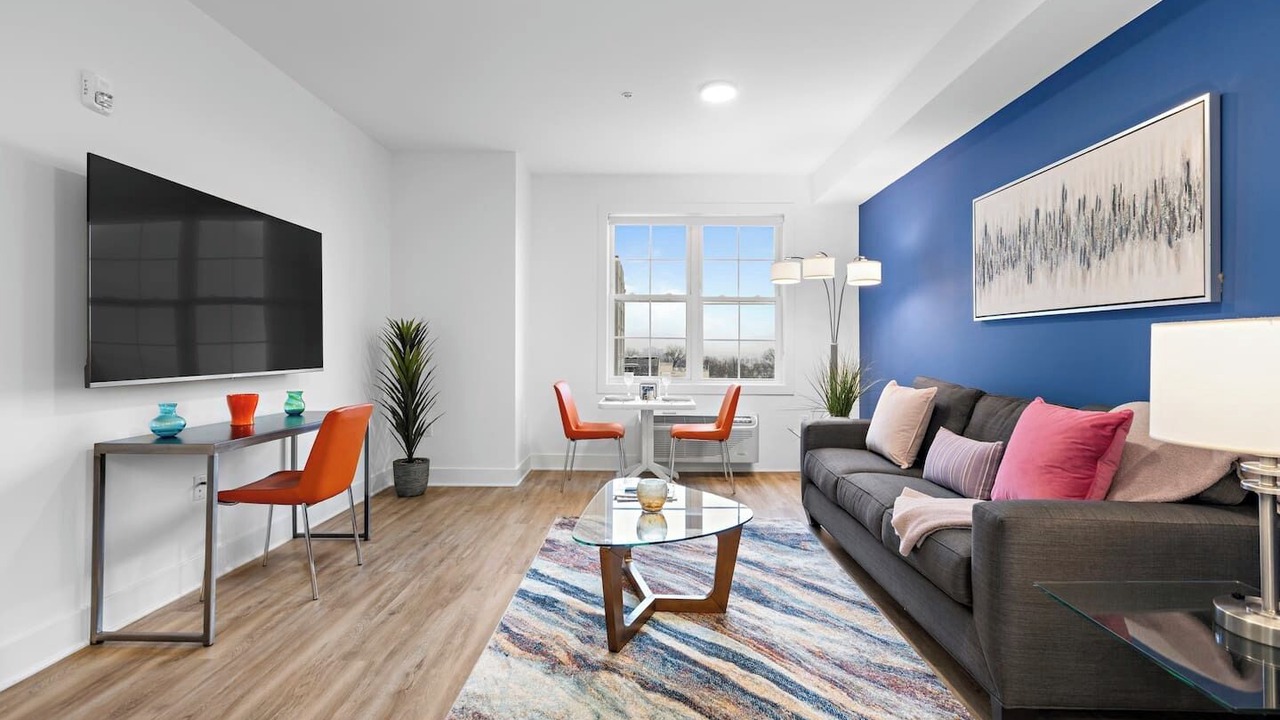 Photo of Livingroom in Fairview