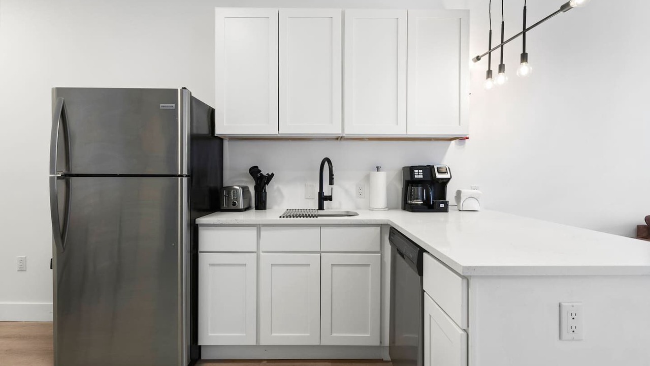 Photo of Kitchen in Elizabeth