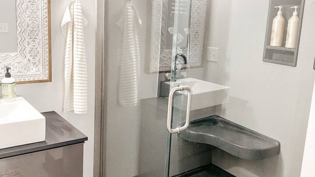 Photo of Bathroom in Maryville