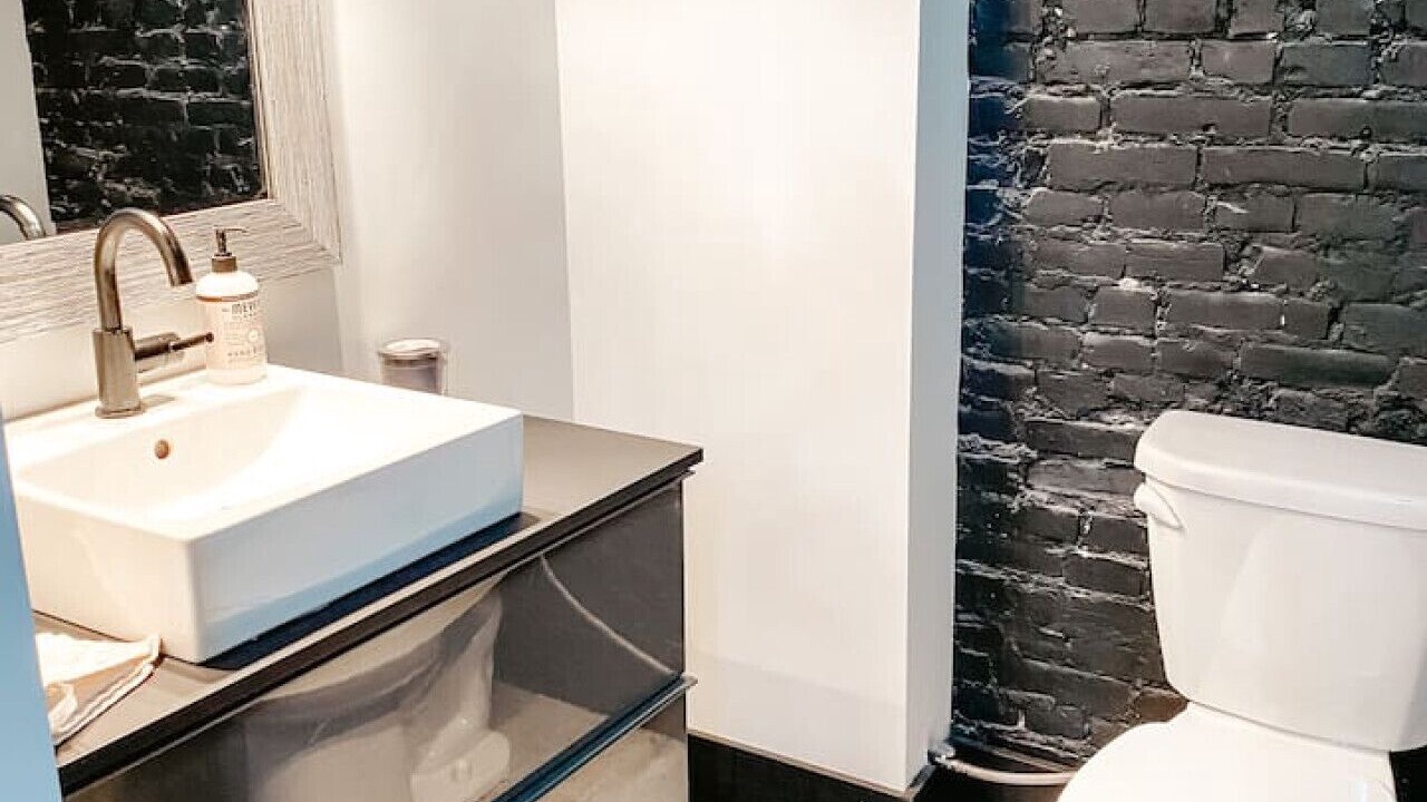 Photo of Bathroom in Maryville