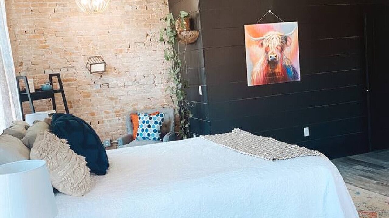 Photo of Bedroom in Maryville