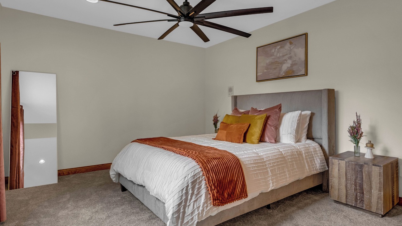 Photo of Bedroom in Urbandale