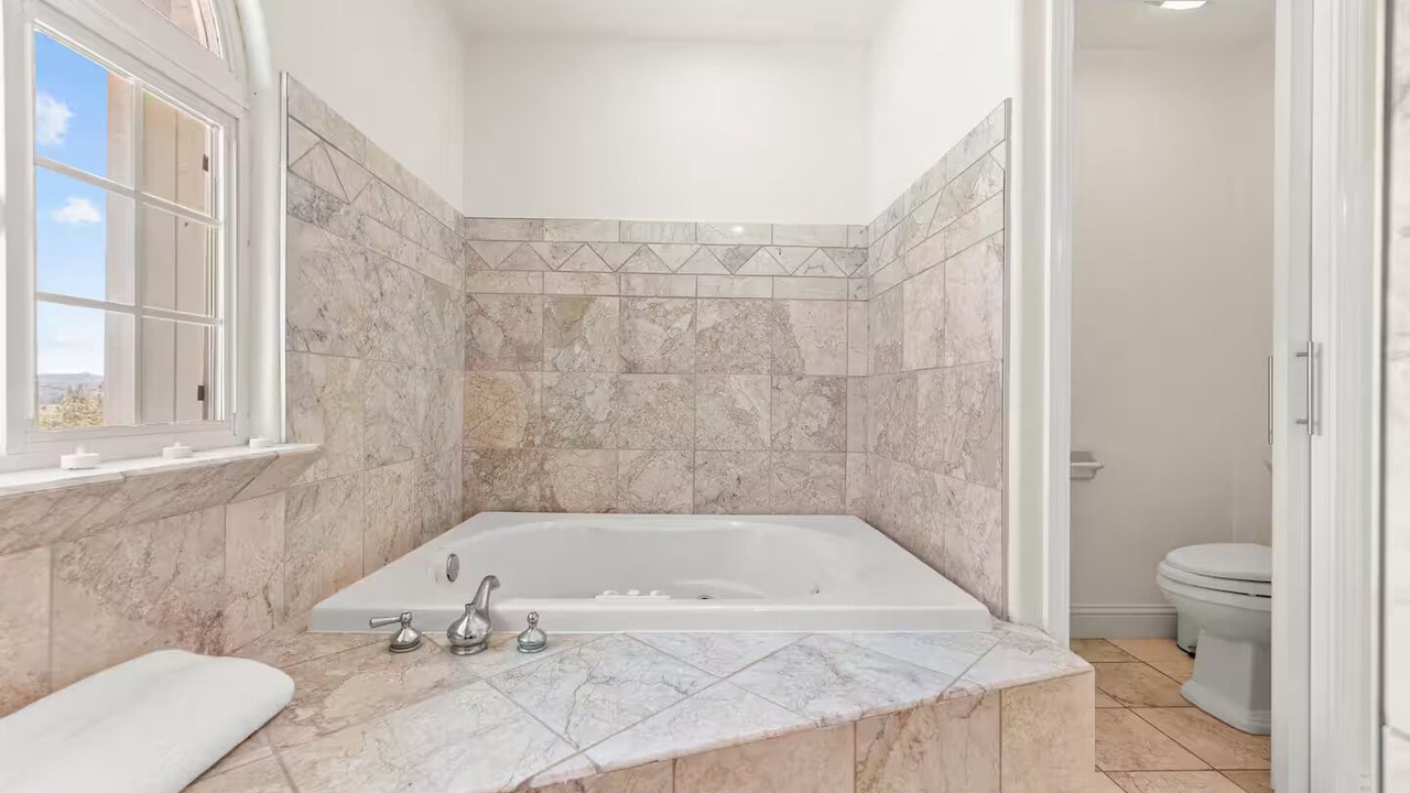 Photo of Bathroom in El Dorado