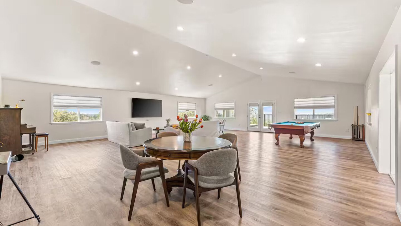 Photo of Bedroom in El Dorado