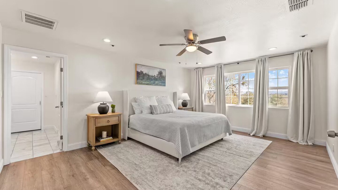 Photo of Bedroom in El Dorado