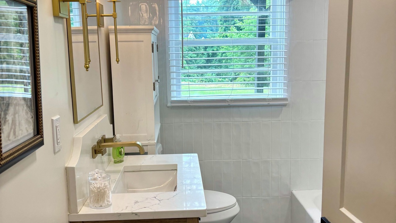 Photo of Bathroom in Roswell