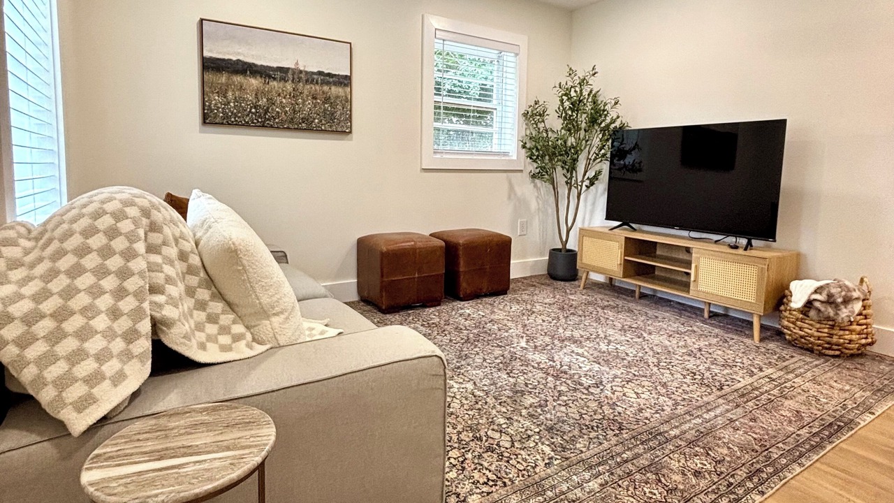 Photo of Livingroom in Roswell