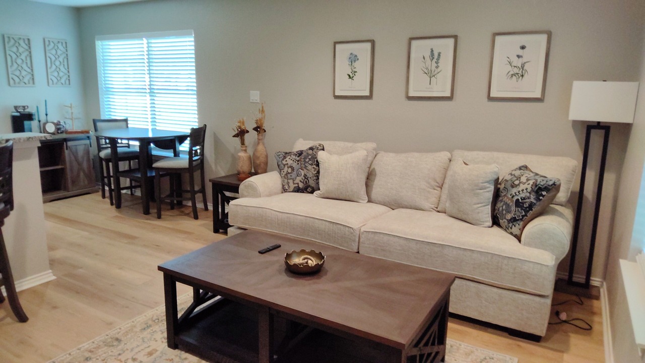 Photo of Livingroom in Burleson