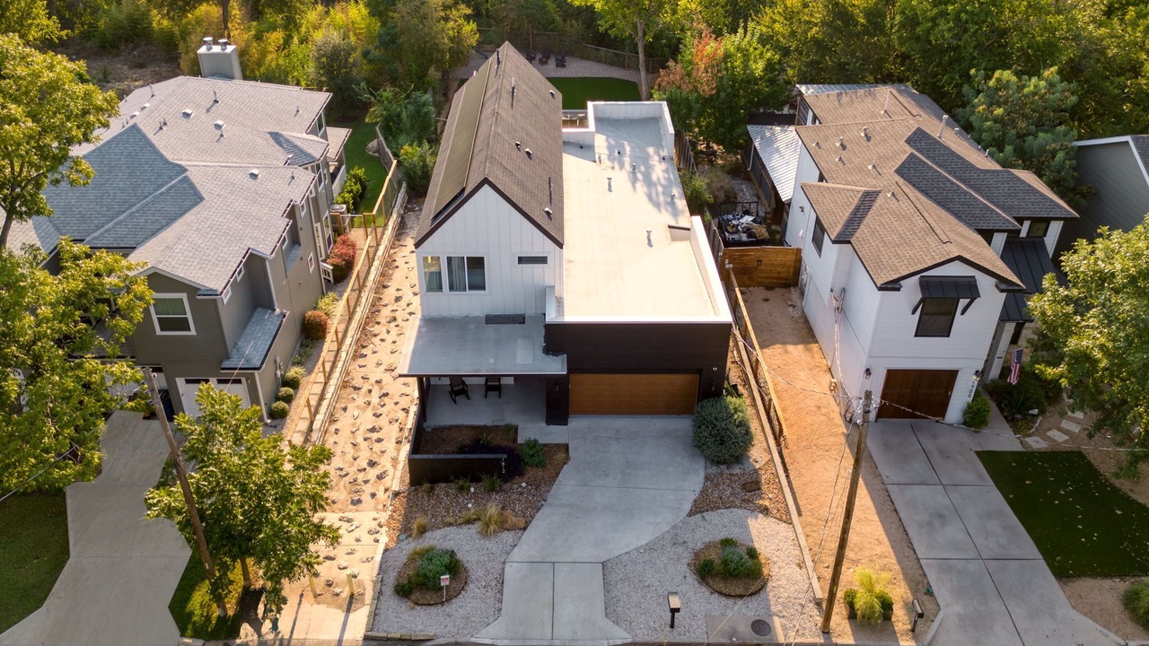 Photo of Outdoor in McKinley Heights