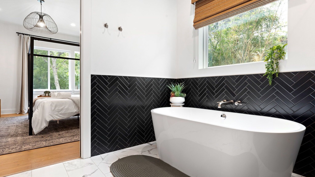 Photo of Bathroom in McKinley Heights