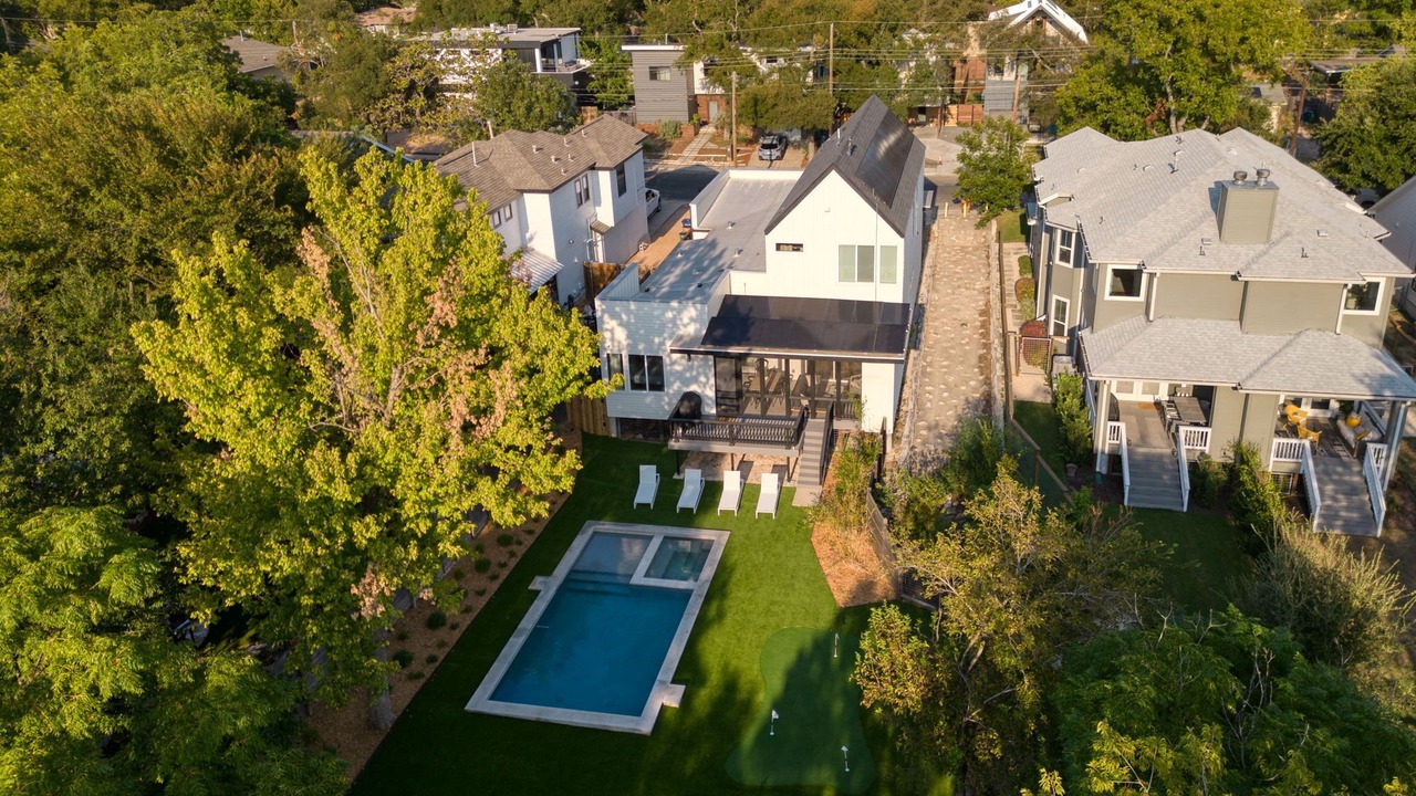 Photo of Outdoor in McKinley Heights