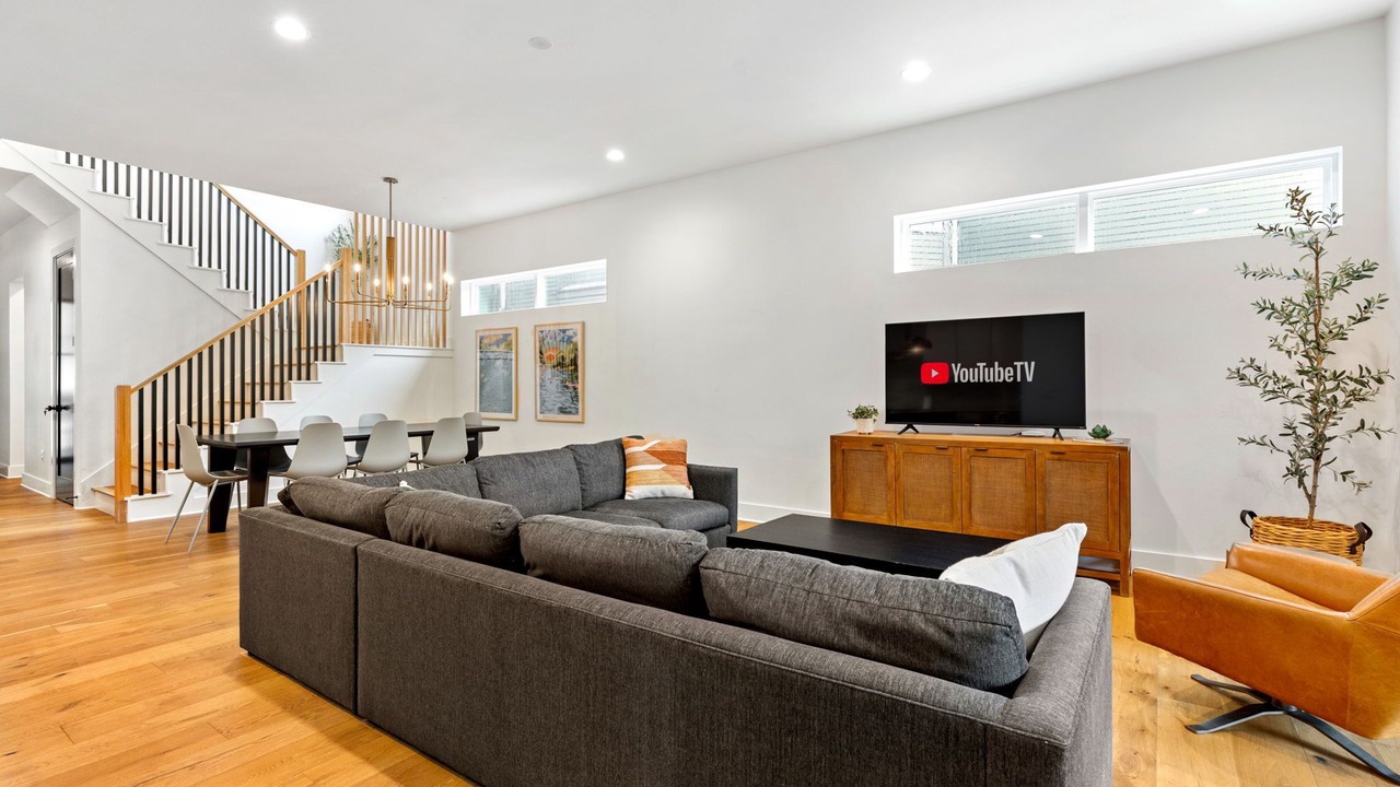 Photo of Livingroom in McKinley Heights