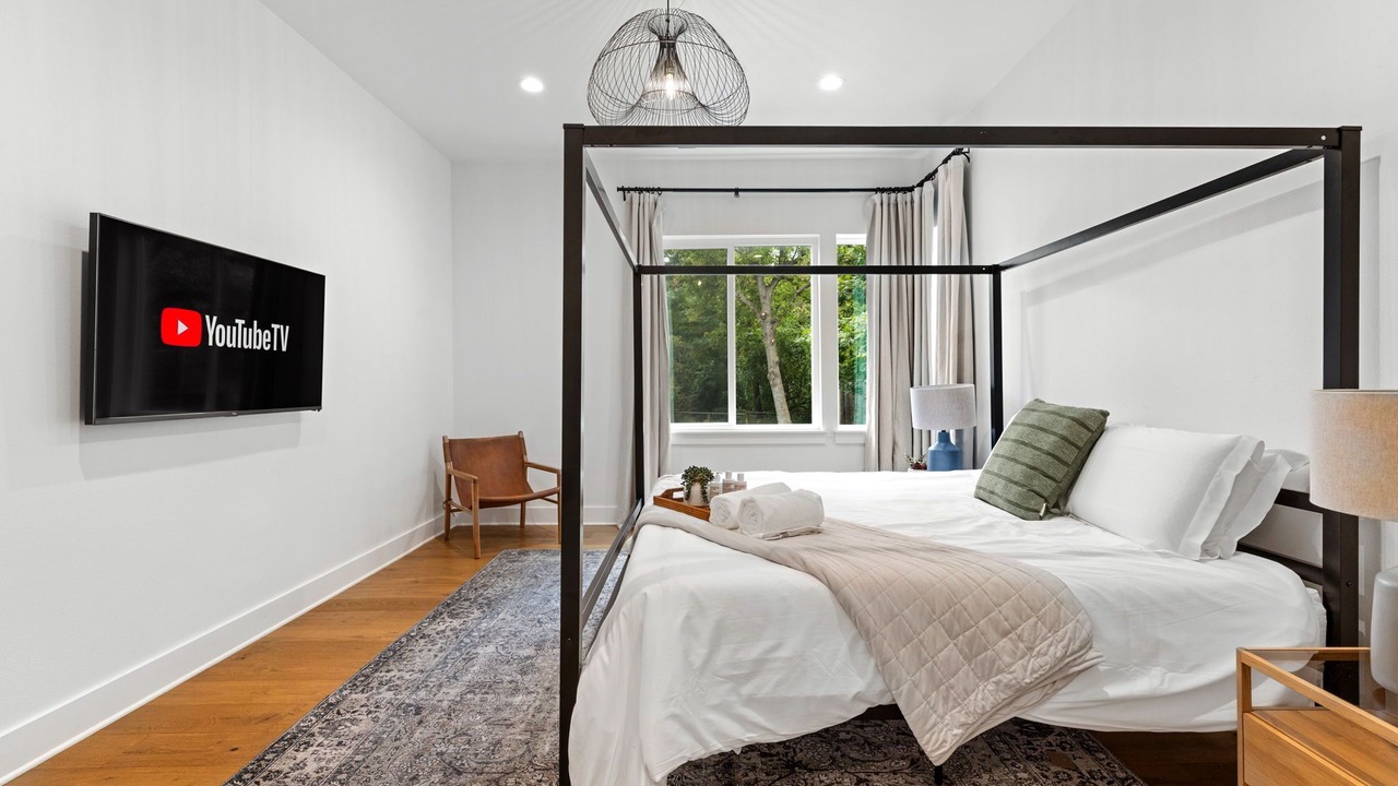 Photo of Bedroom in McKinley Heights