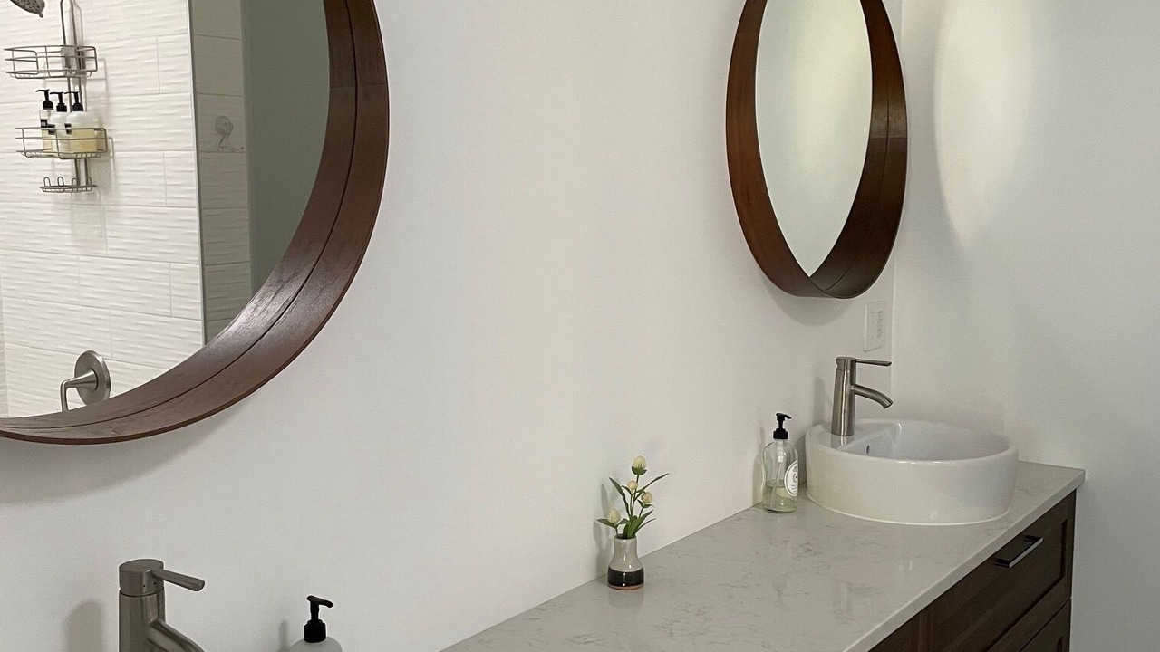 Photo of Bathroom in Seymour