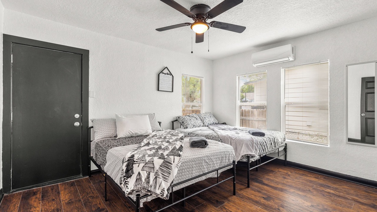 Photo of Bedroom in Highland Park