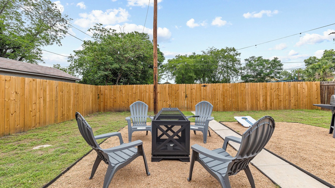 Photo of Outdoor in Highland Park