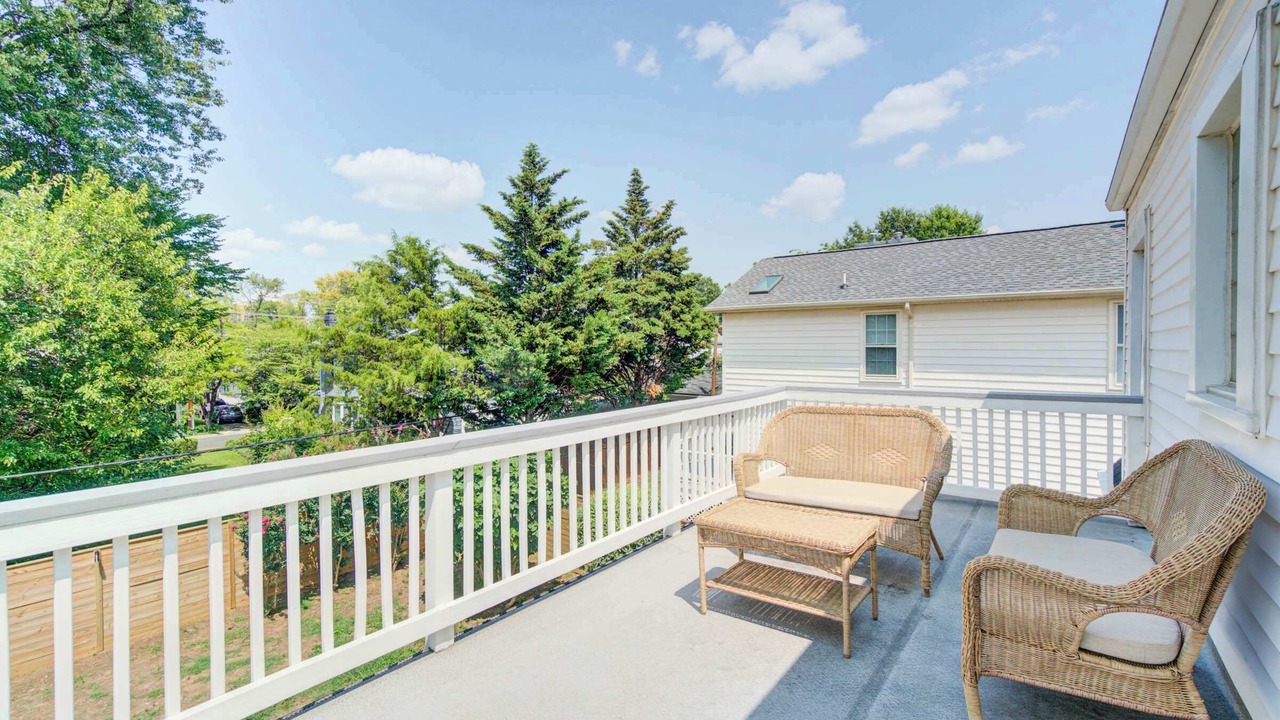 Photo of Patio Balcony in Addison Heights