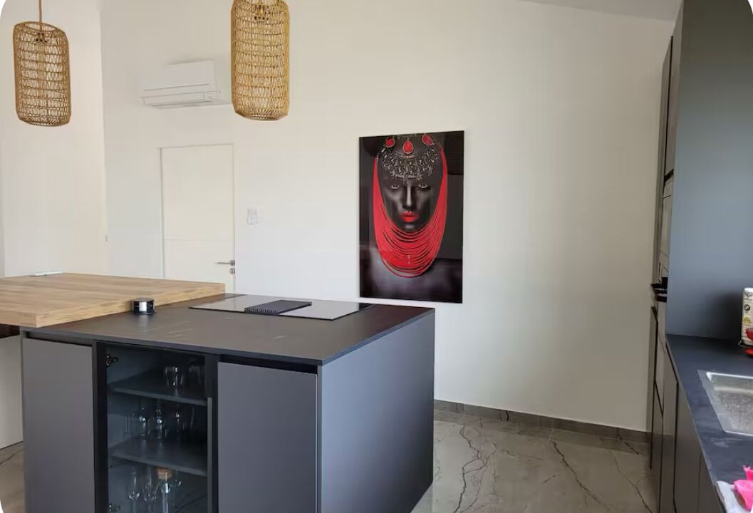 Photo of Kitchen in Saint-Medard-en-Jalles