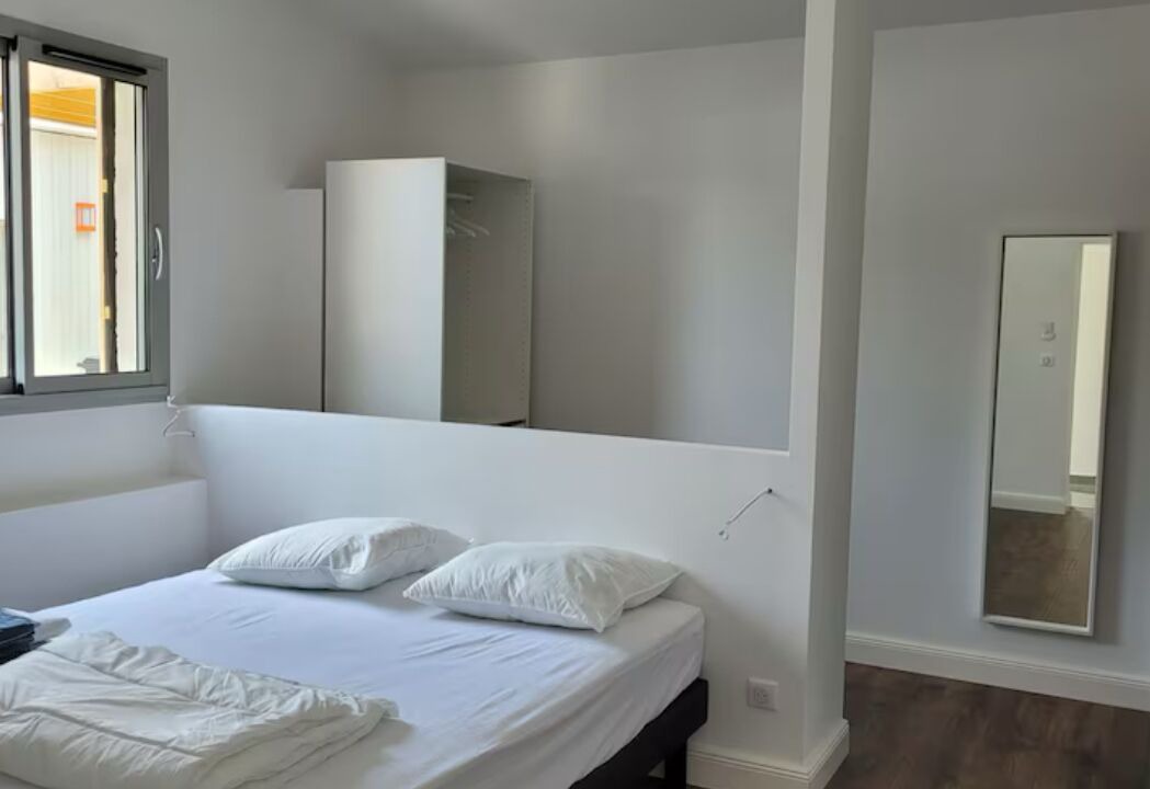 Photo of Bedroom in Saint-Medard-en-Jalles