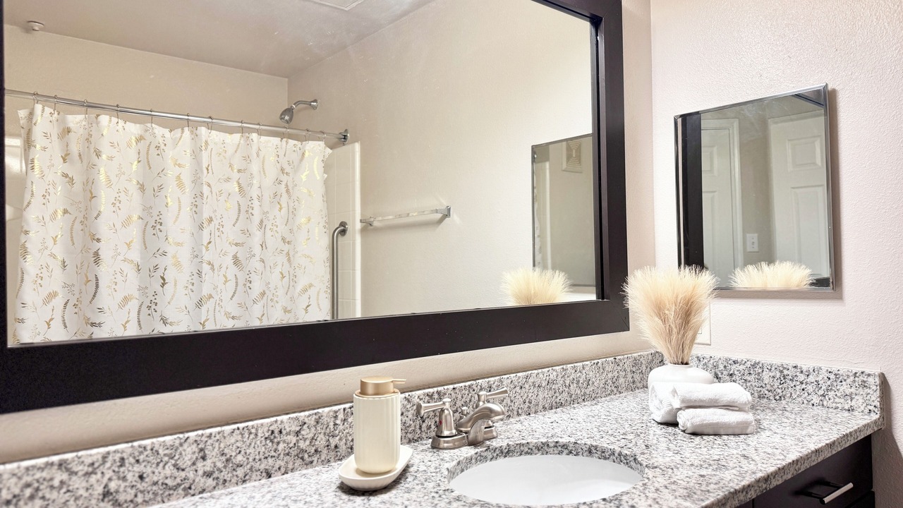 Photo of Bathroom in Grandview Hills