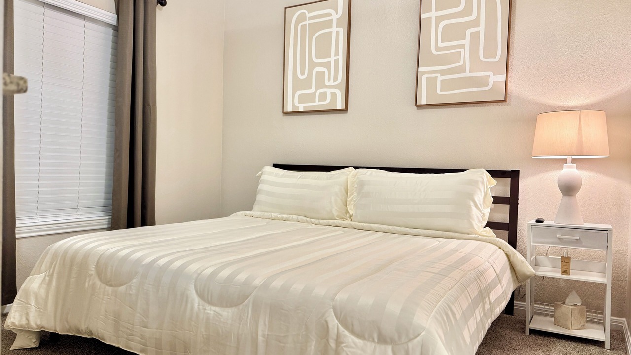 Photo of Bedroom in Grandview Hills
