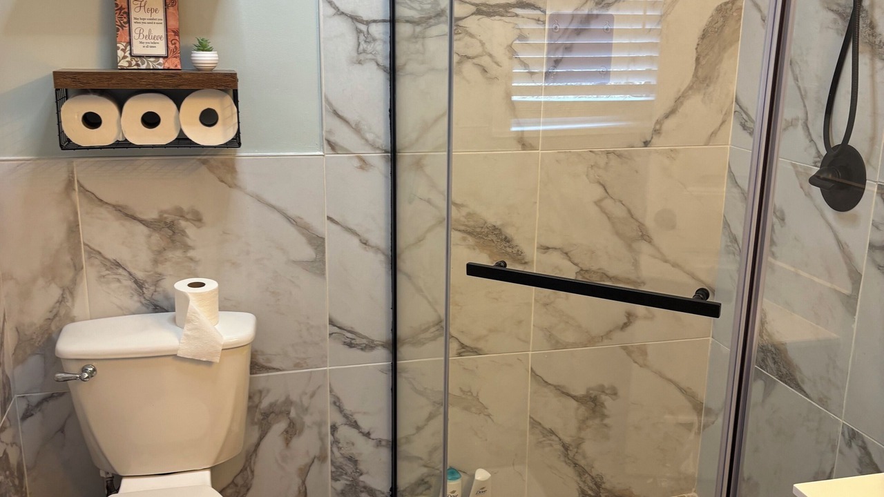 Photo of Bathroom in Hillister