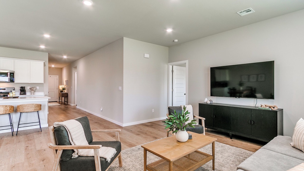 Photo of Livingroom in Broken Arrow