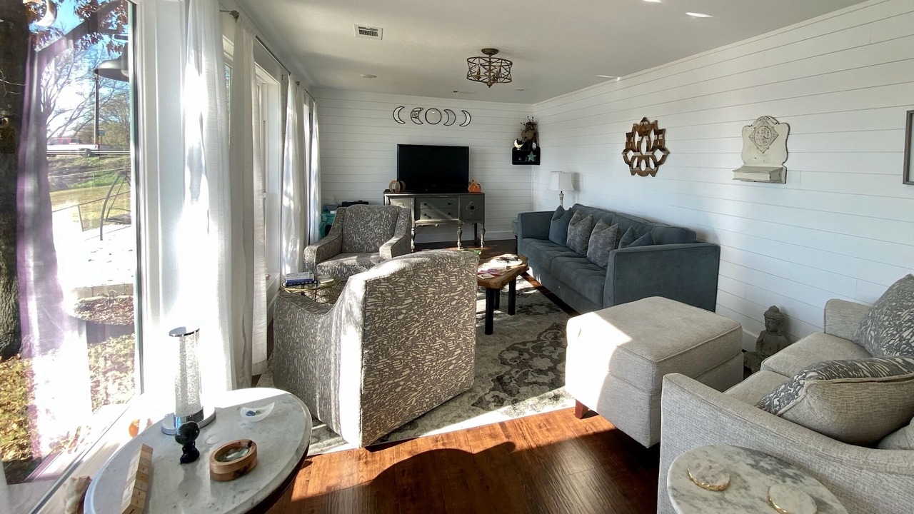 Photo of Livingroom in Ozark