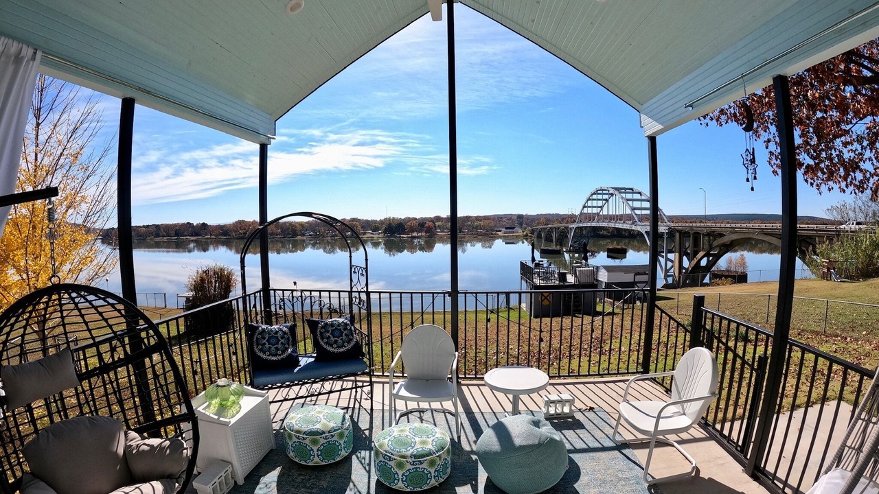 Photo of Patio Balcony in Ozark