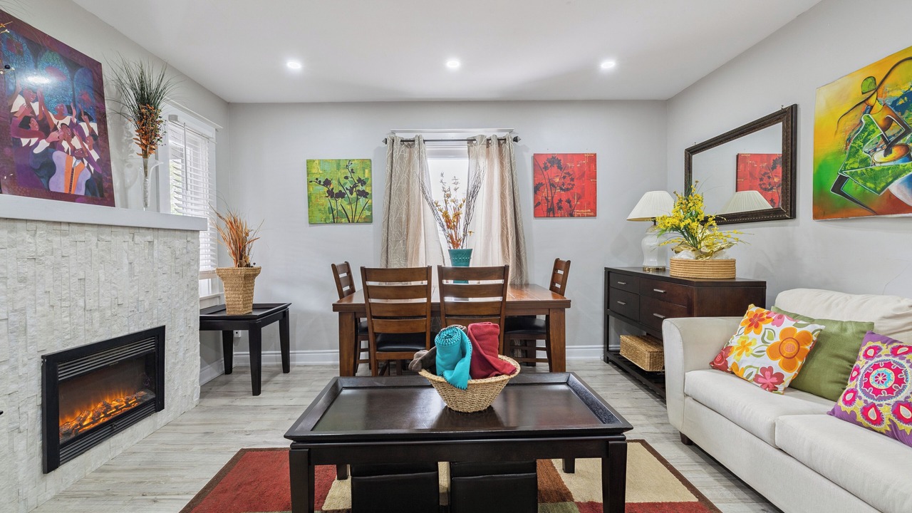 Photo of Livingroom in Niagara Falls