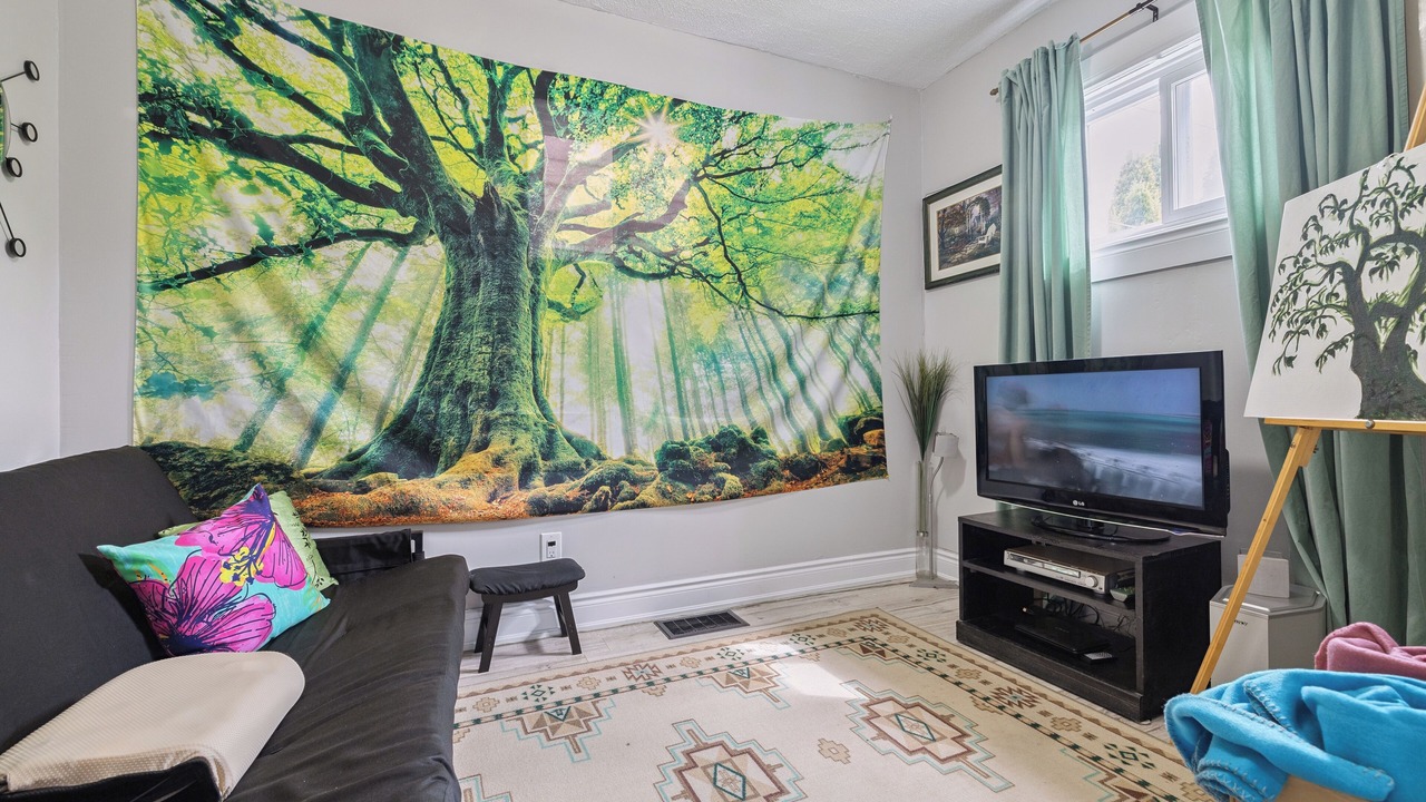 Photo of Livingroom in Niagara Falls