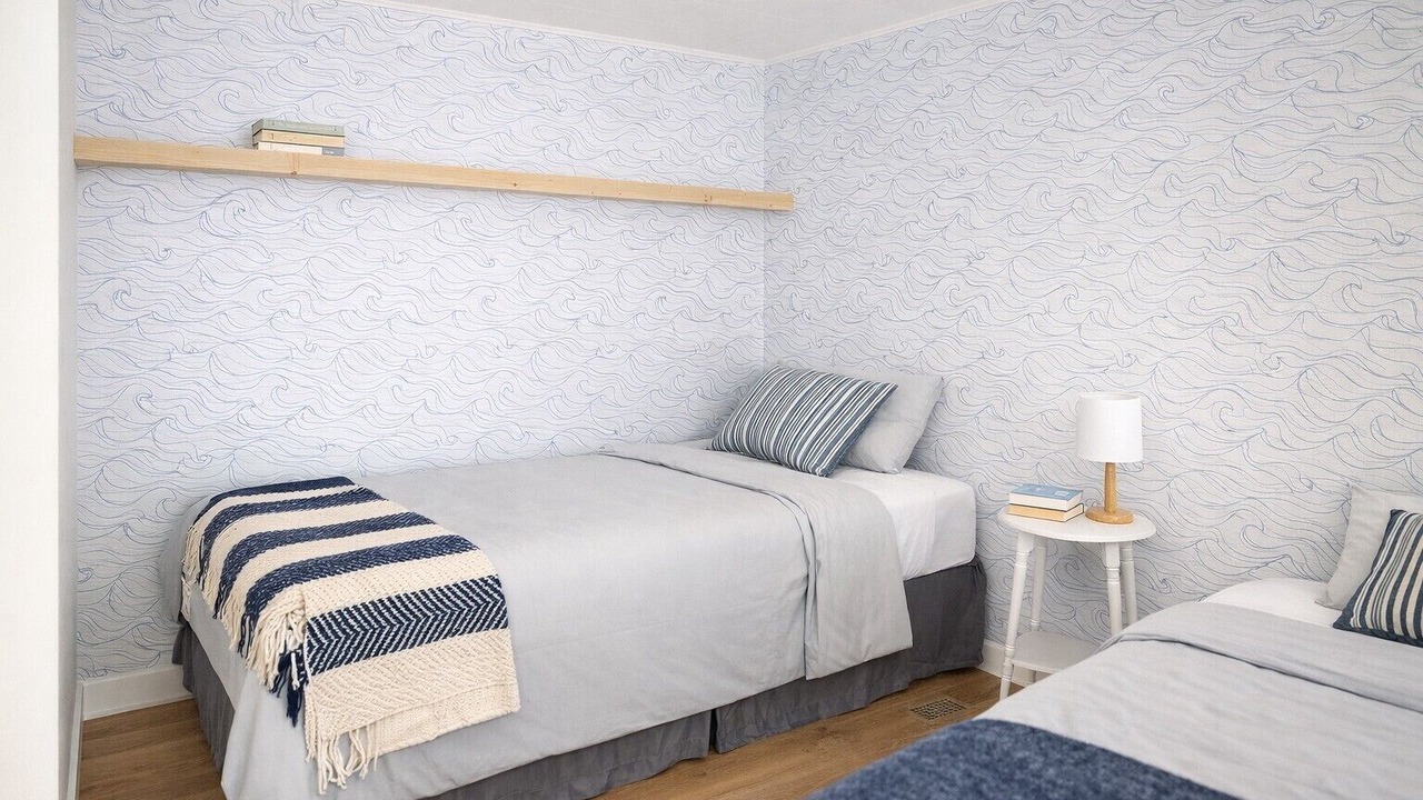 Photo of Bedroom in Victoria Beach