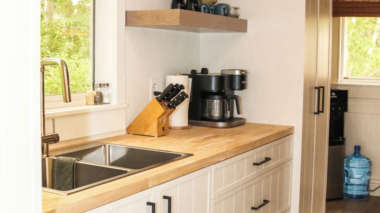 Photo of Kitchen in Victoria Beach