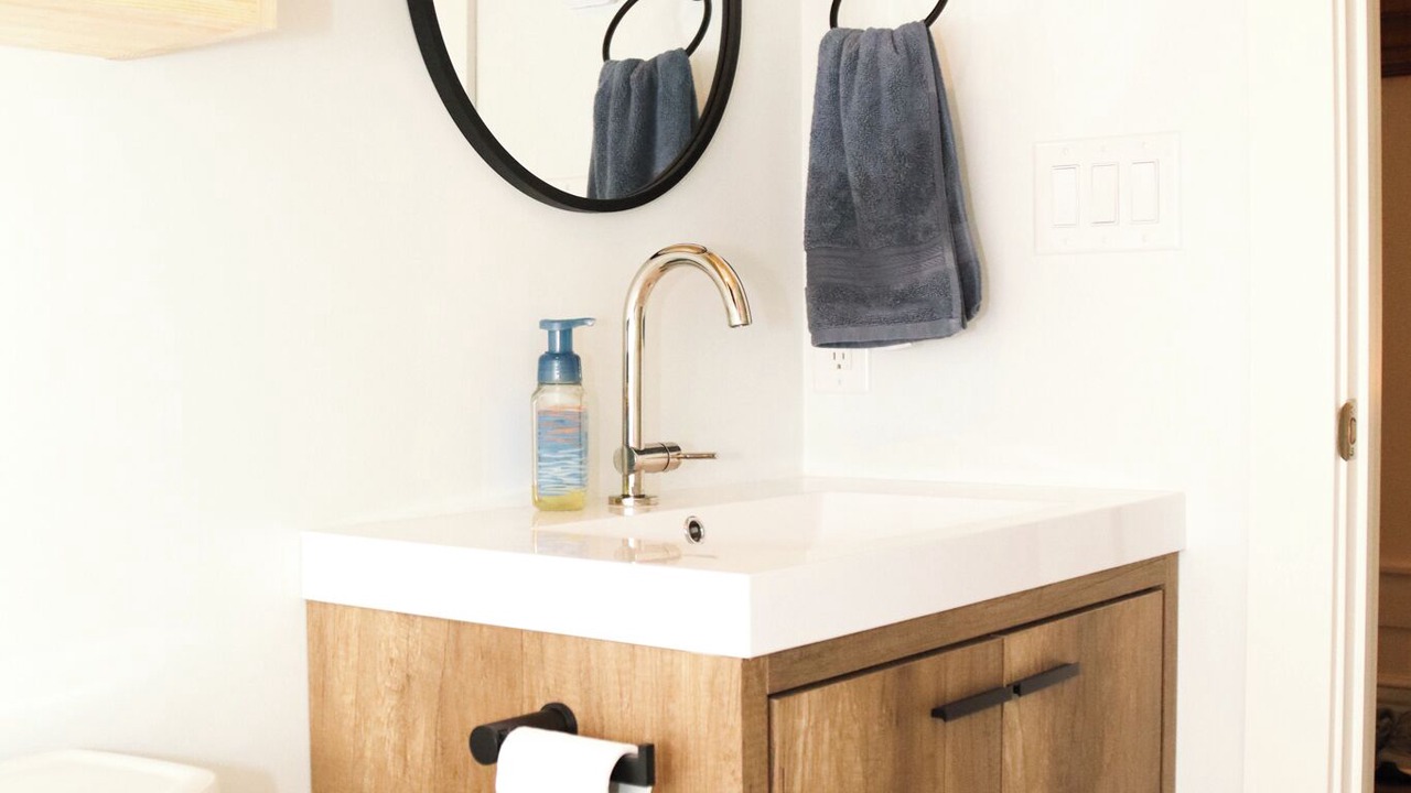 Photo of Bathroom in Victoria Beach